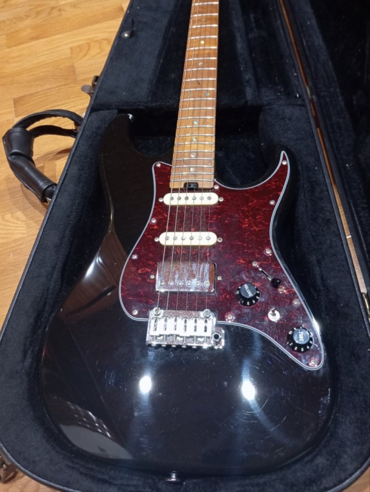 Soloking MS1 Custom Shop 2021 MEJORADA + Flight Case regalo de segunda mano · Foto 1 de 9 · Huelva · 875 €