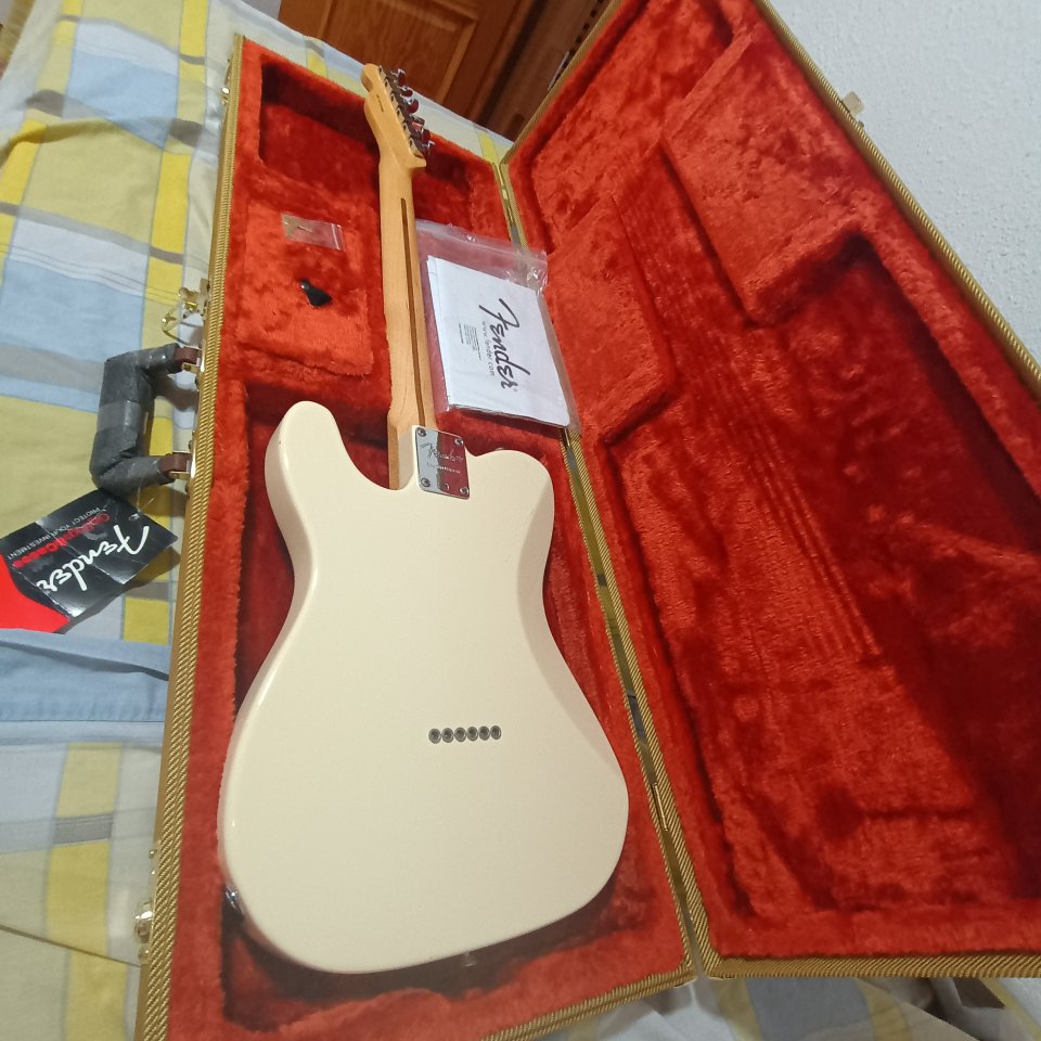 Fender telecaster 2016 Limited Edition American Standard de segunda mano · Foto 6 de 10 · Málaga · 1250 €
