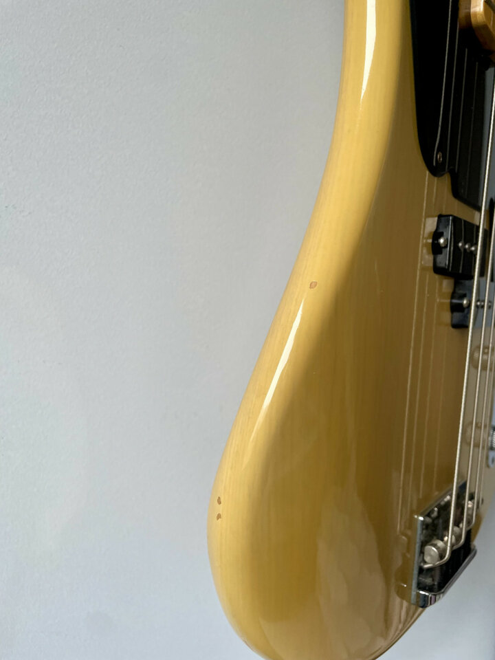 Fender Precision Bass