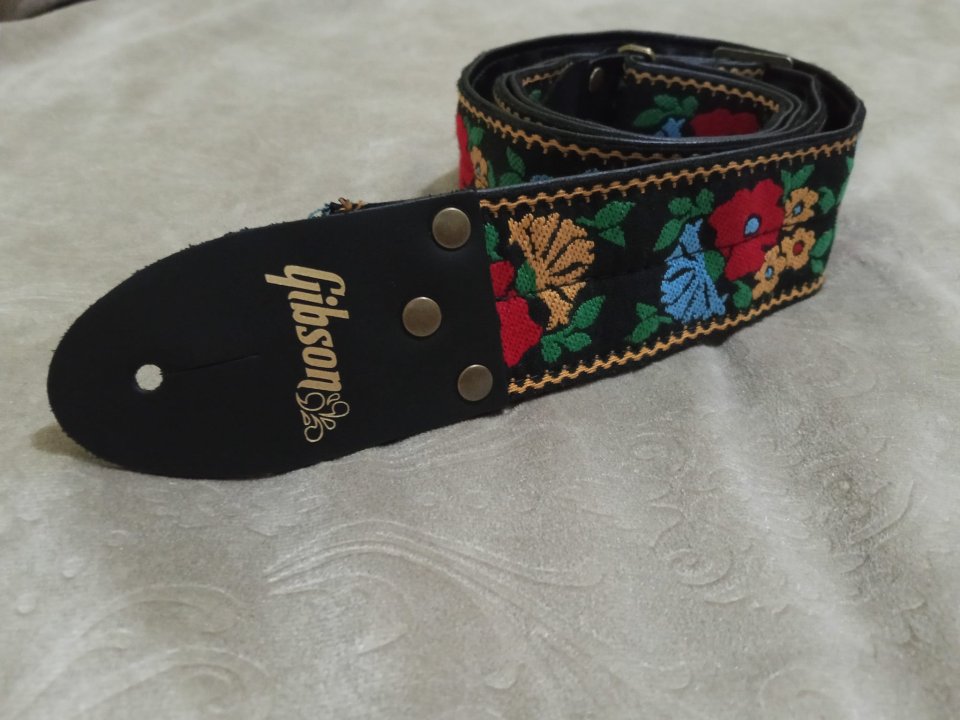 Auténtica correa Gibson, reedición de las míticas de los años 60