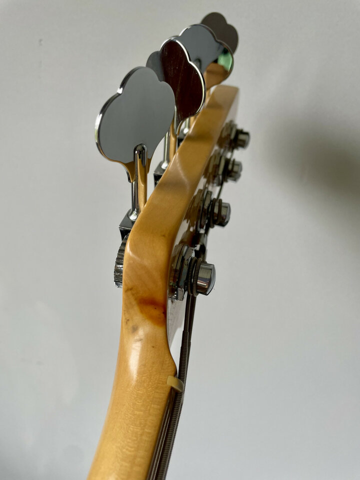 Fender Precision Bass