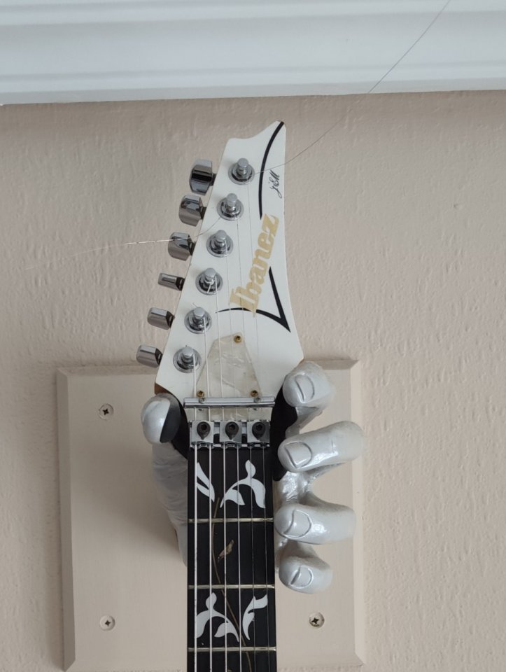 Soporte para guitarra de segunda mano · Foto 7 de 10 · A Coruña · 55 €