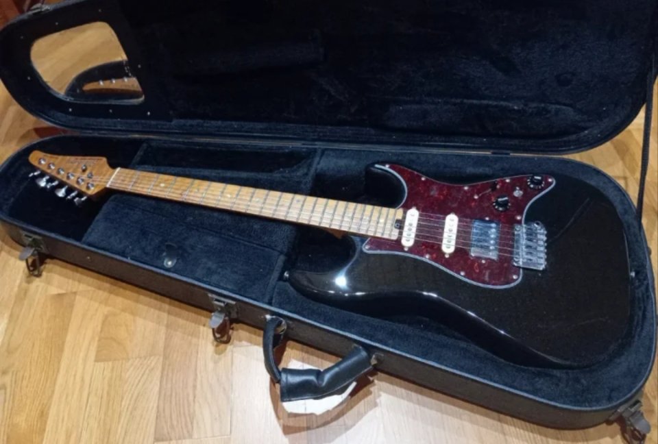 Soloking MS1 Custom Shop 2021 MEJORADA + Flight Case regalo de segunda mano · Foto 9 de 9 · Huelva · 875 €