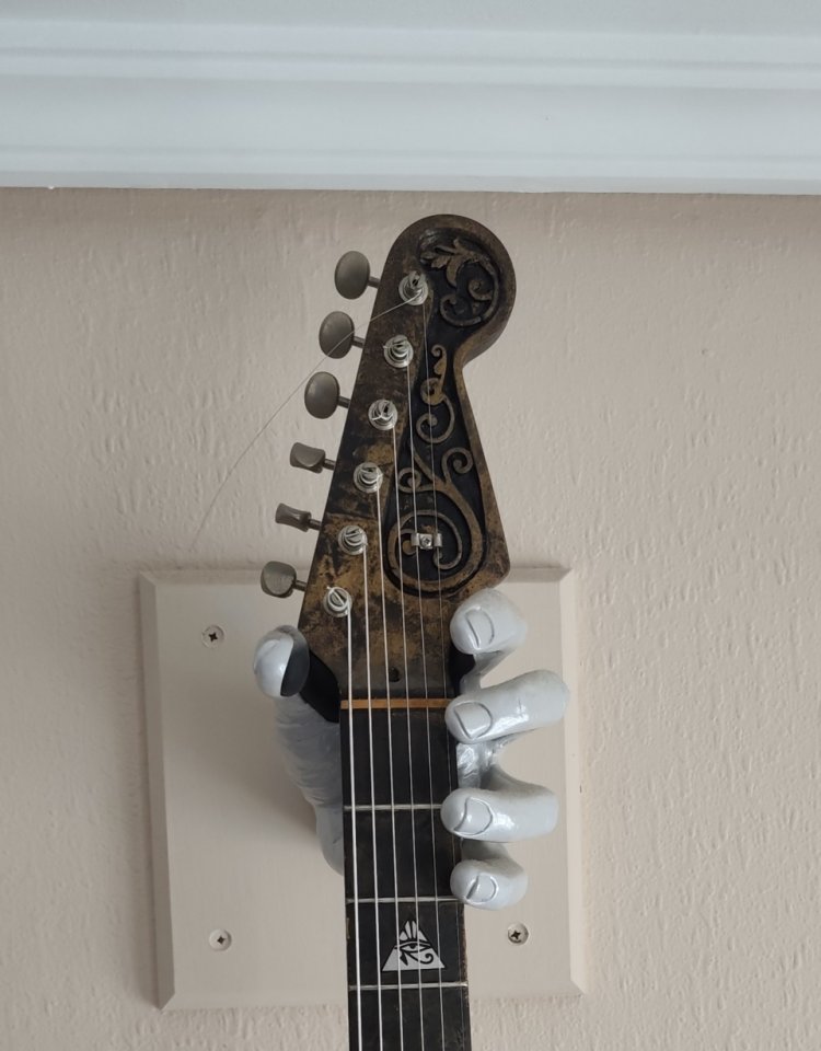 Soporte para guitarra de segunda mano · Foto 9 de 10 · A Coruña · 55 €