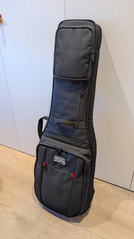 Funda guitarra Gator G-PG E-Guitar de segunda mano · Foto 1 de 4 · Albacete · 90 €