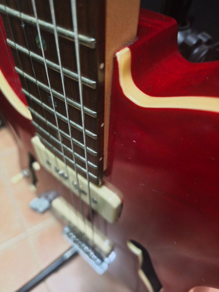 Guitarra zurda Harley Benton TE-90QM LH en color Trans Red. de segunda mano · Foto 8 de 10 · Alicante · 150 €