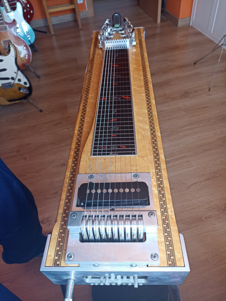 Pedal Steel