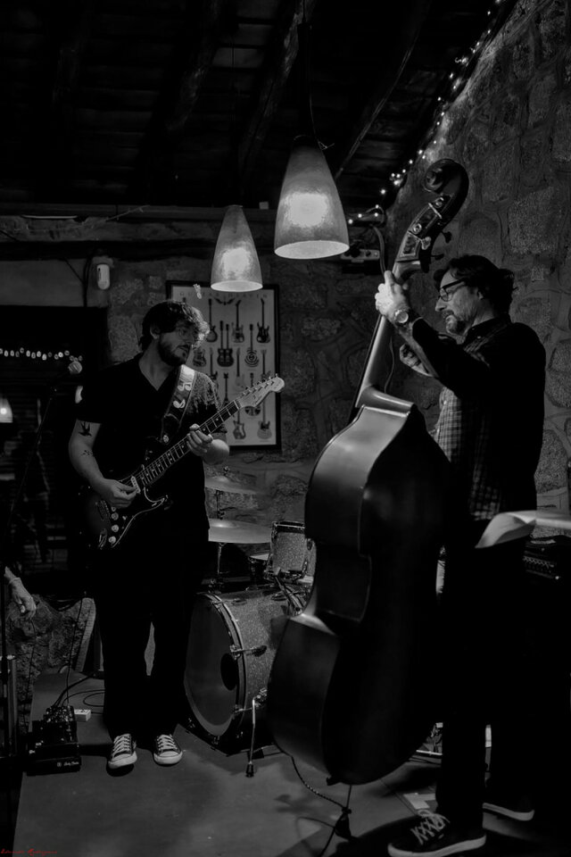 Roadhouse Guitar School - Santi Guillén (+70 Reviews de Alumnos)