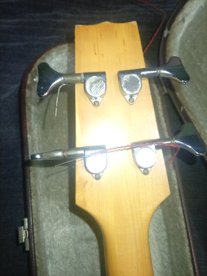 Bajo westone thunder i modelo pasivo