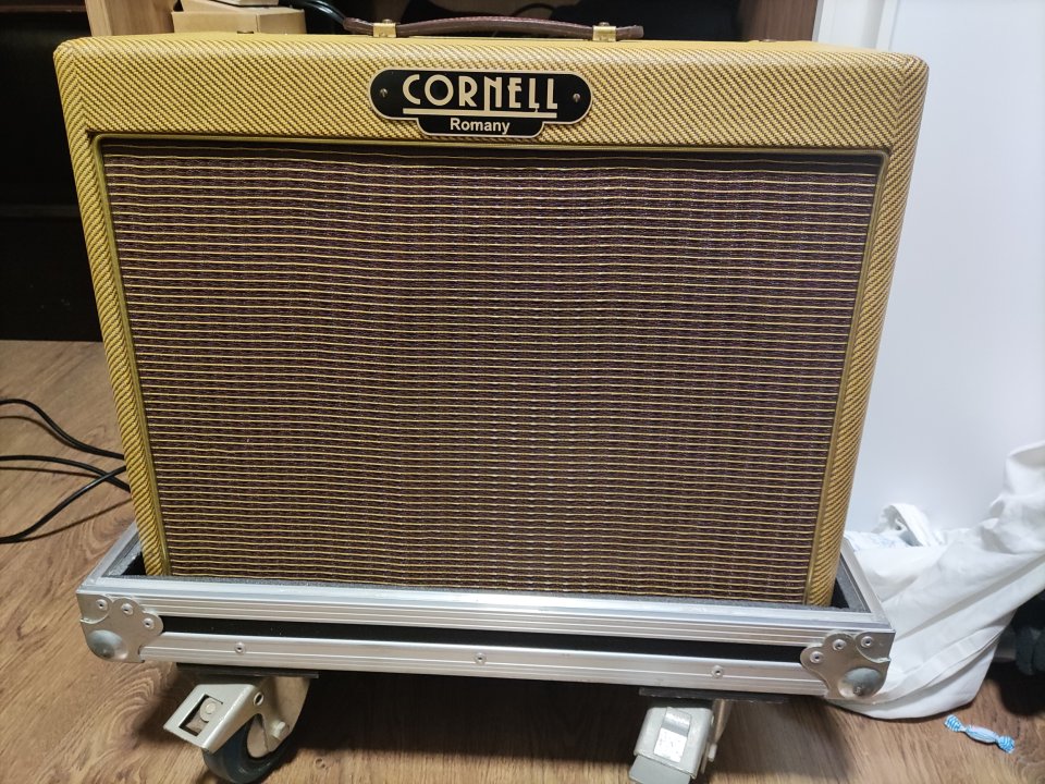 Cornell Romany plus de segunda mano · Foto 2 de 3 · Sevilla · 1500 €