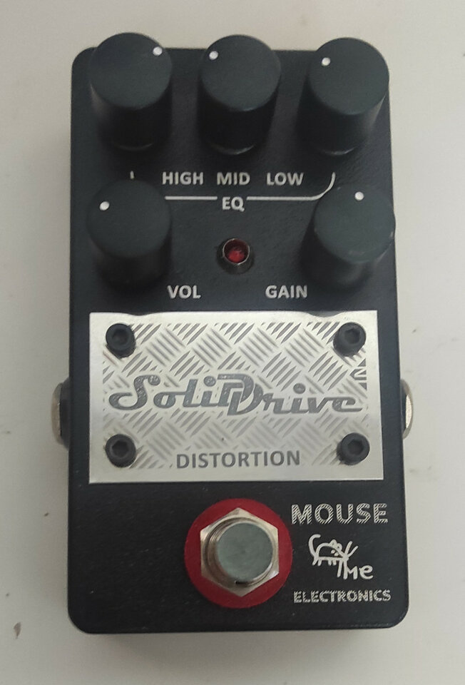 Set de Pedales de efectos más cables.