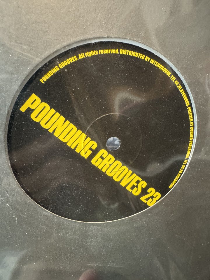 Colección de discos Pounding Grooves