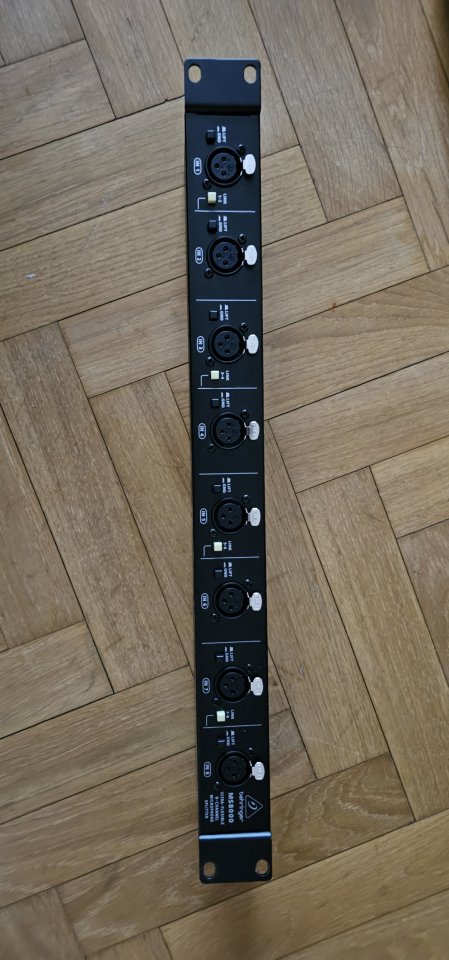 Behringer ULTRALINK MS8000 de segunda mano · Foto 3 de 5 · Madrid · 50 €