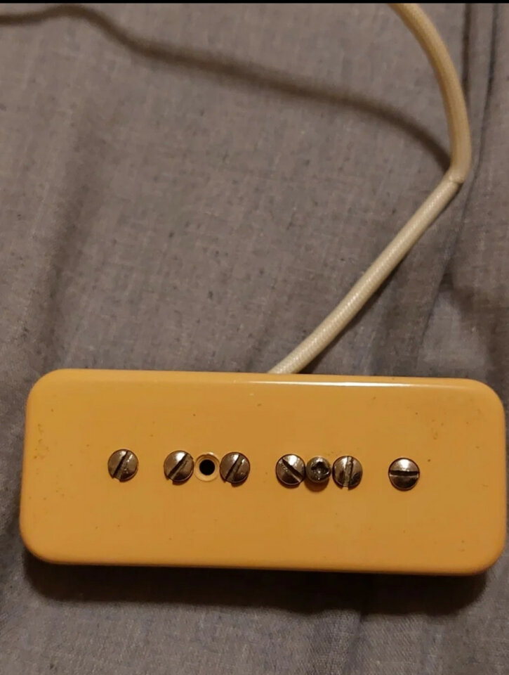 Pastilla p90 Gibson soapbar crema