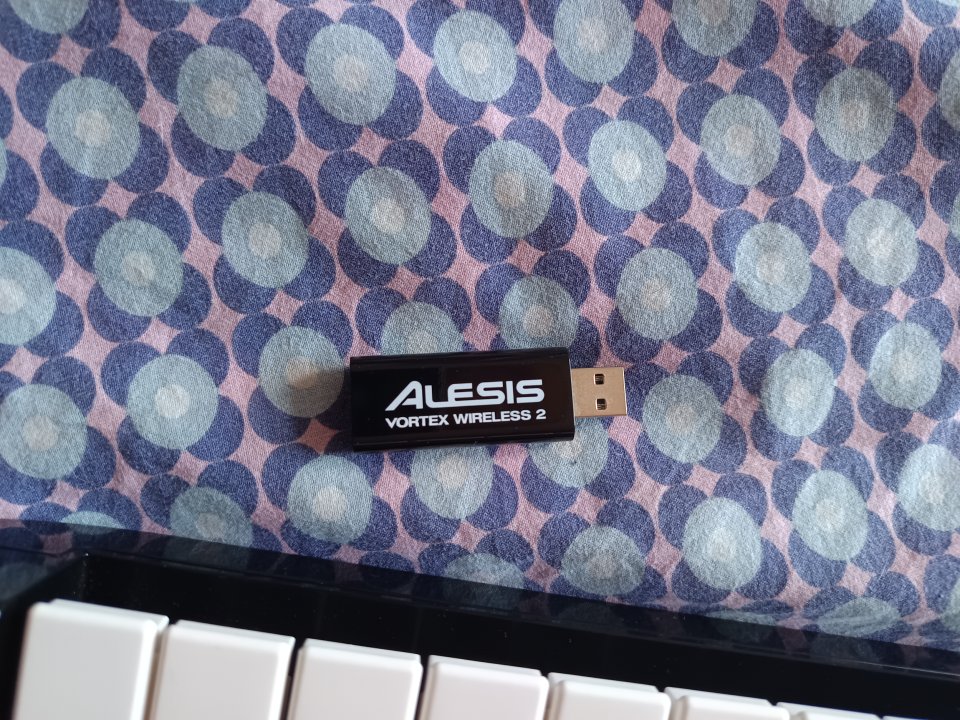 Keytar Alesis Vortex 2