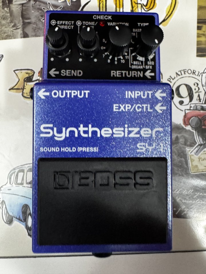 Boss synthesizer SY-1