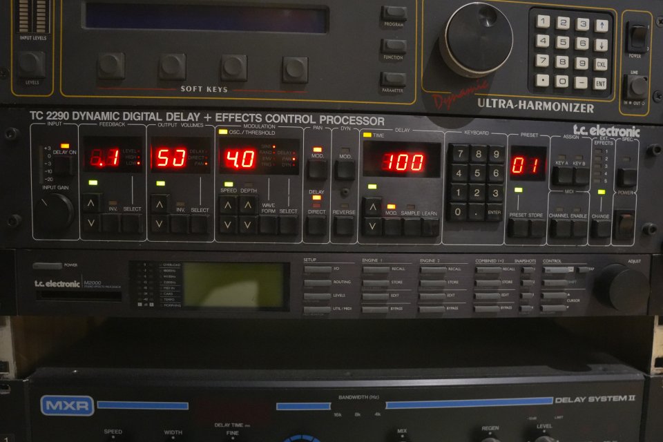 TC Electronic 2290 Procesador de Efectos Digital de segunda mano · Foto 1 de 3 · Alicante · 1850 €