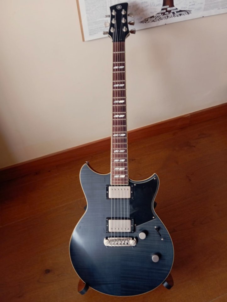 Guitarra eléctrica Yamaha Revstar RS620 Burnt Charcoal de segunda mano · Foto 2 de 7 · Granada · 585 €