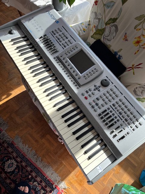 teclado KETRON AUDYA 5