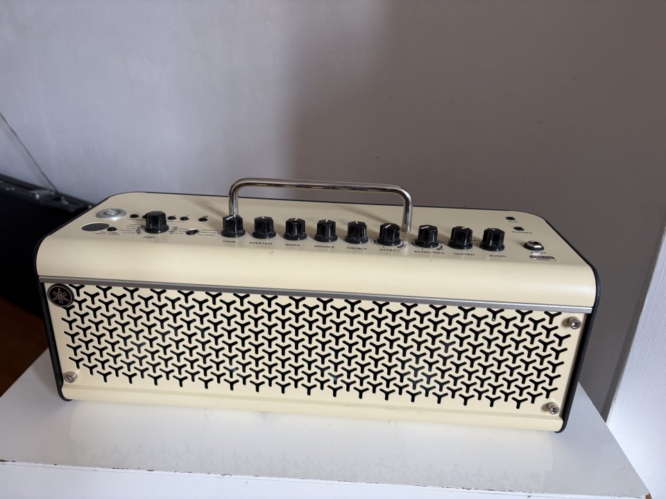 Yamaha THR30ii Wireles de segunda mano · Foto 1 de 3 · Gipuzkoa · 350 €