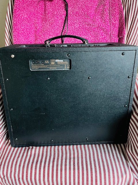 Amplificador combo para guitarra eléctrica VOX VT40X.