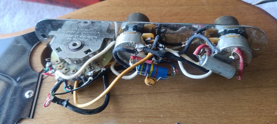 Telecaster arce tostado. Nitro. Seymour Duncan. DiMarzio de segunda mano · Foto 8 de 10 · A Coruña · 500 €