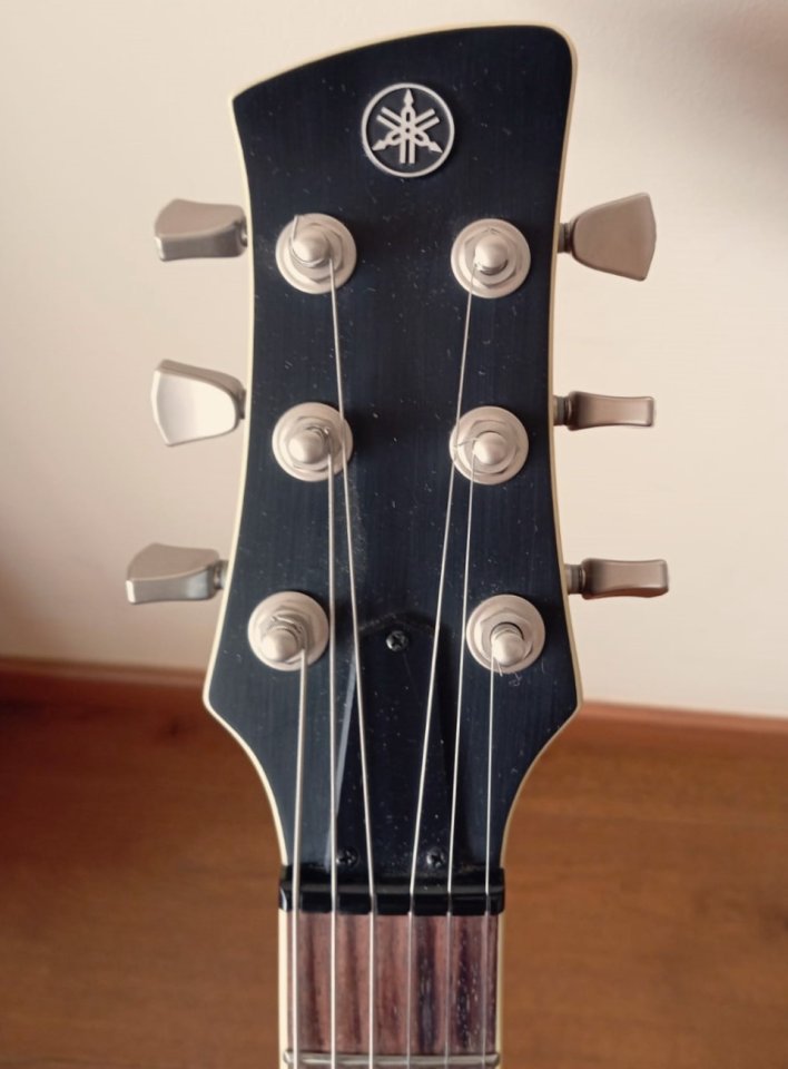 Guitarra eléctrica Yamaha Revstar RS620 Burnt Charcoal de segunda mano · Foto 4 de 7 · Granada · 585 €
