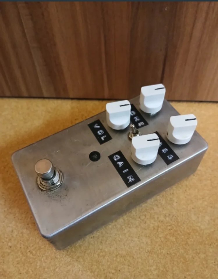 Pedal Overdrive Hand made. de segunda mano · Foto 3 de 6 · Valencia · 50 €