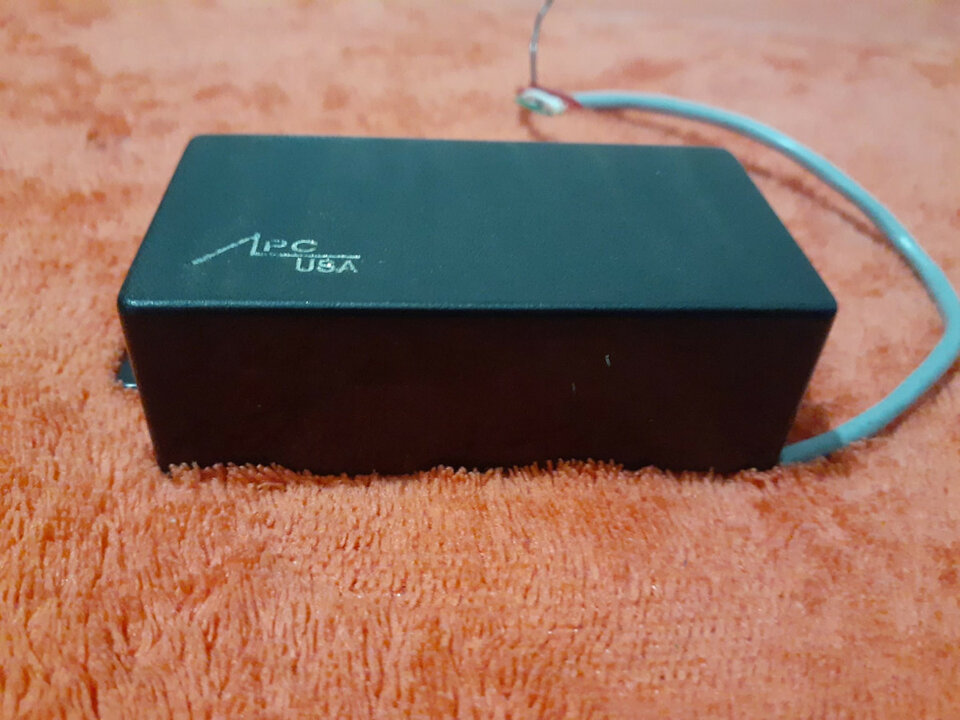 Pastilla Adder Plus Corp (APC) - Vintage - Hecha a mano - EMG sin pila