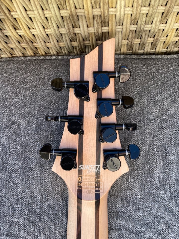 Schecter Sunset 7 Extreme de segunda mano · Foto 5 de 10 · Barcelona · 750 €