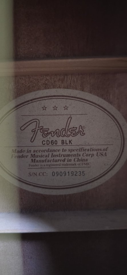 Guitarra Acústica Fender de segunda mano · Foto 2 de 10 · Madrid · 110 €