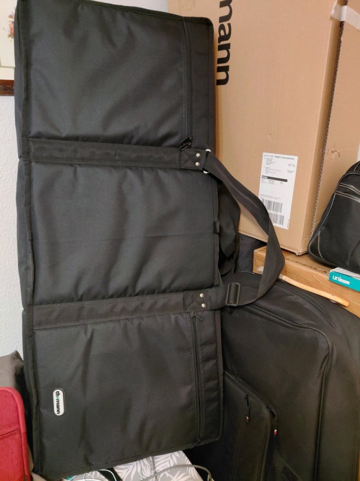 Teclado thoman akx 1100.Con Bolsa Original de segunda mano · Foto 3 de 4 · Ciudad Real · 450 €