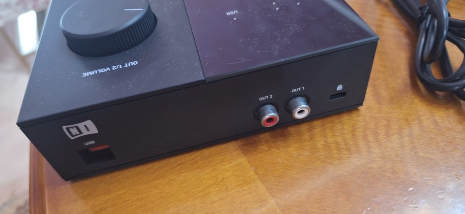 Native Instruments Komplete Audio 1 de segunda mano · Foto 3 de 5 · Málaga · 50 €