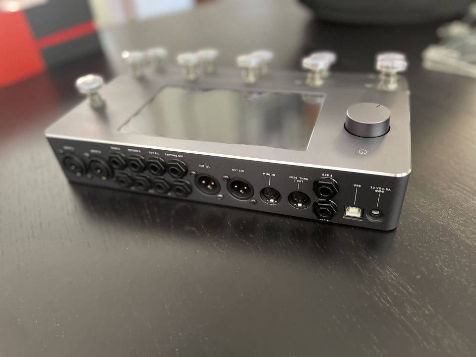 Neural DSP Quad Cortex + Maleta Original - ¡Estado impecable! de segunda mano · Foto 3 de 5 · Madrid · 1200 €