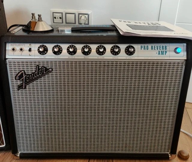 Fender Custom 68 Pro-Reverb de segunda mano · Foto 1 de 4 · Barcelona · 1200 €