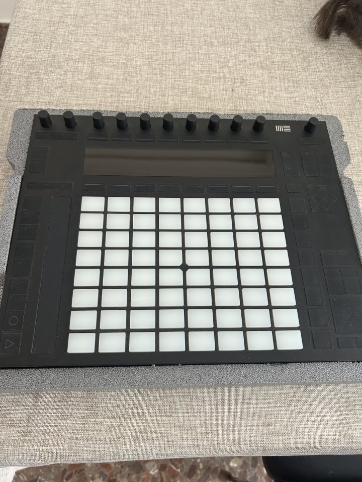 Ableton Push 2 de segunda mano · Foto 1 de 3 · Valencia · 320 €