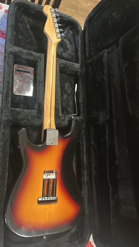 Fender Stratocaster USA Lone Star de segunda mano · Foto 6 de 6 · Illes Balears · 1000 €