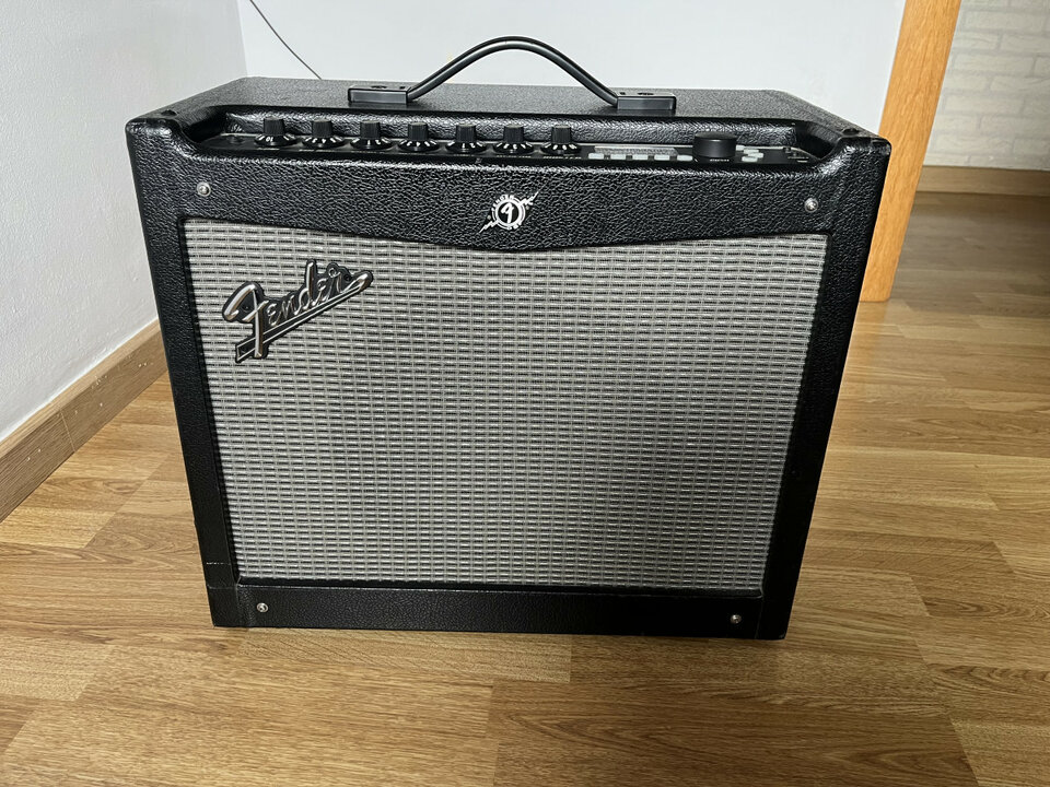 Amplificador Fender Mustang III