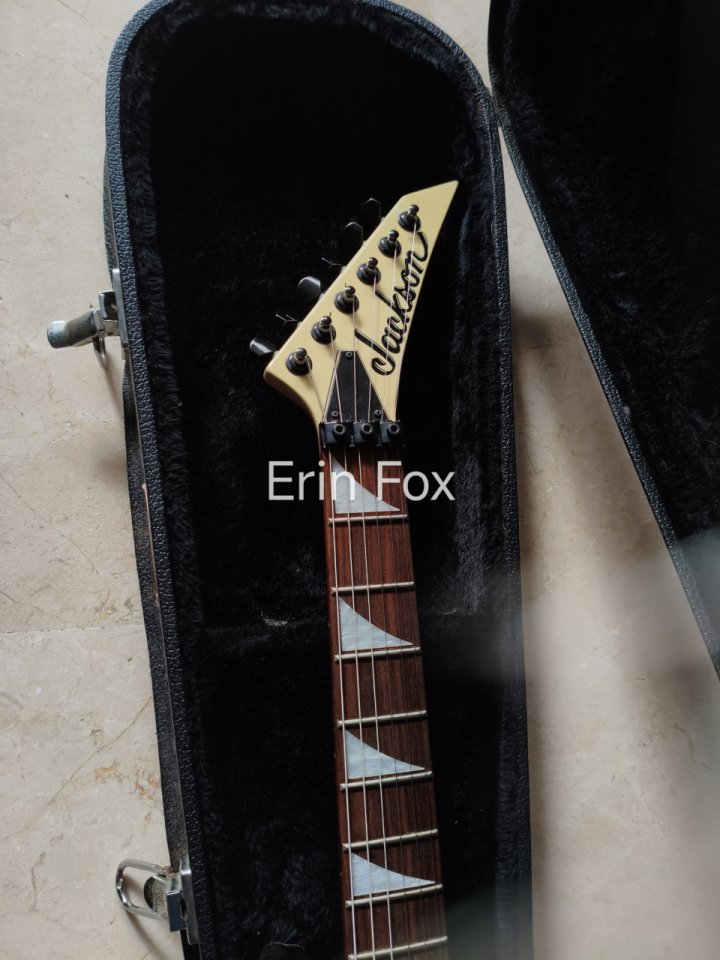 Jackson RR5FR de segunda mano · Foto 3 de 5 · Málaga · 1500 €