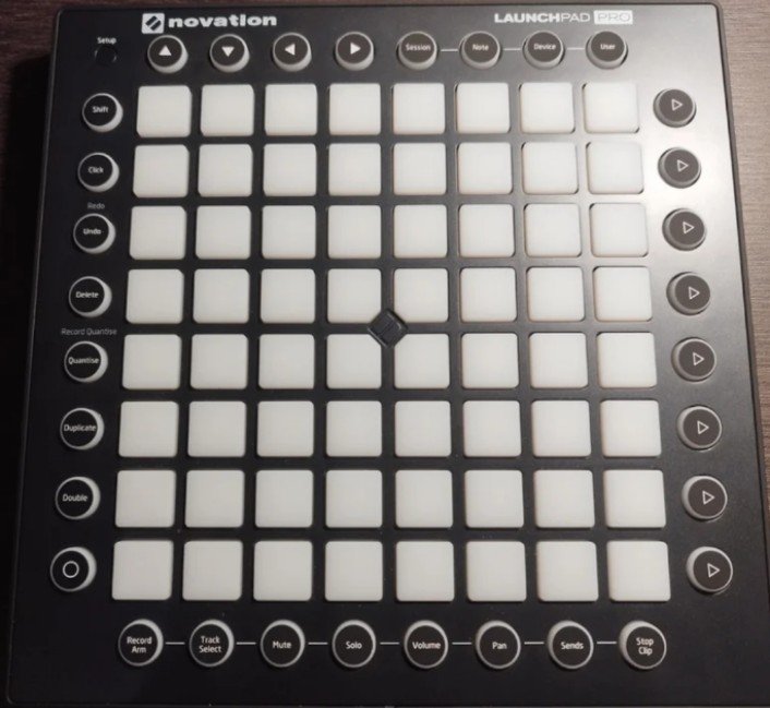 Vendo Novation Launchpad Pro mk2 de segunda mano · Foto 1 de 2 · Albacete · 120 €