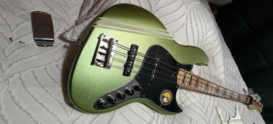 Sire Marcus Miller V7 Swamp Ash SG MUY MEJORADO