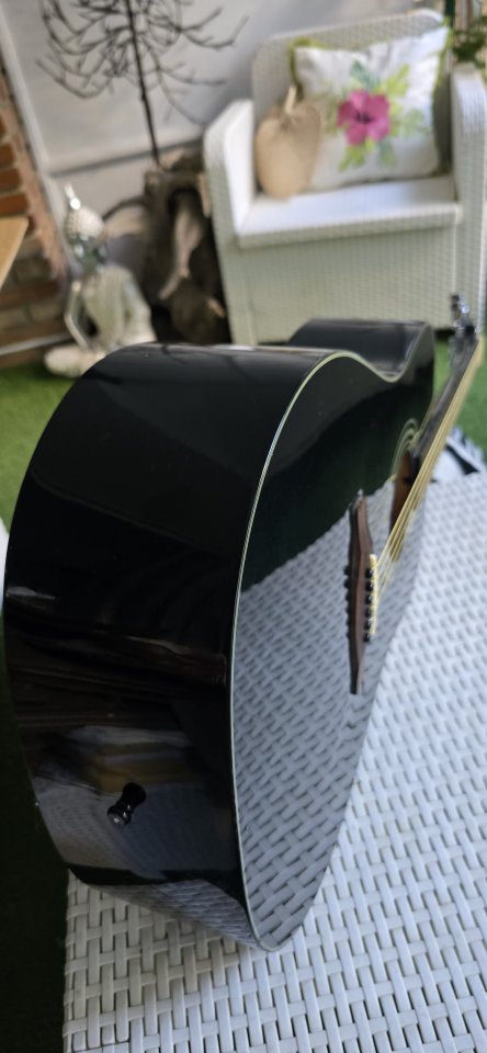 Guitarra Acústica Fender de segunda mano · Foto 8 de 10 · Madrid · 110 €