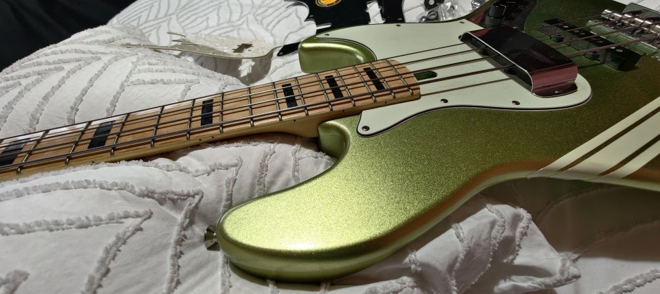 Sire Marcus Miller V7 Swamp Ash SG MUY MEJORADO