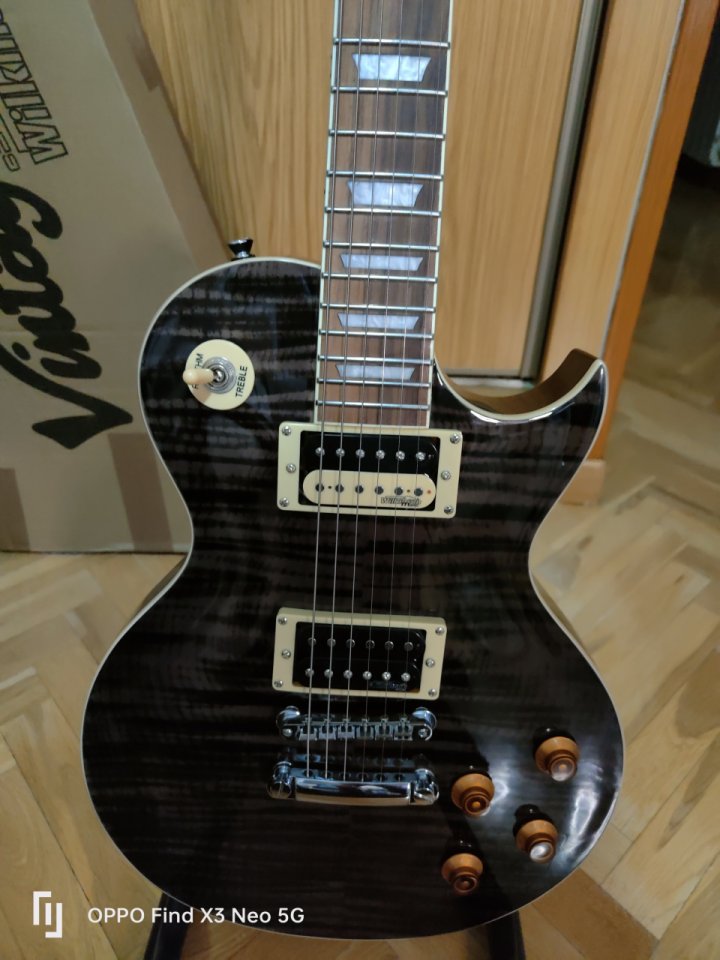 SOLO VENTA:Vintage V100TBK