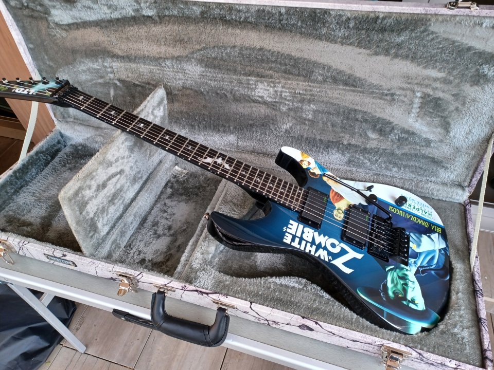 Ltd kh wz white zombie Hammett