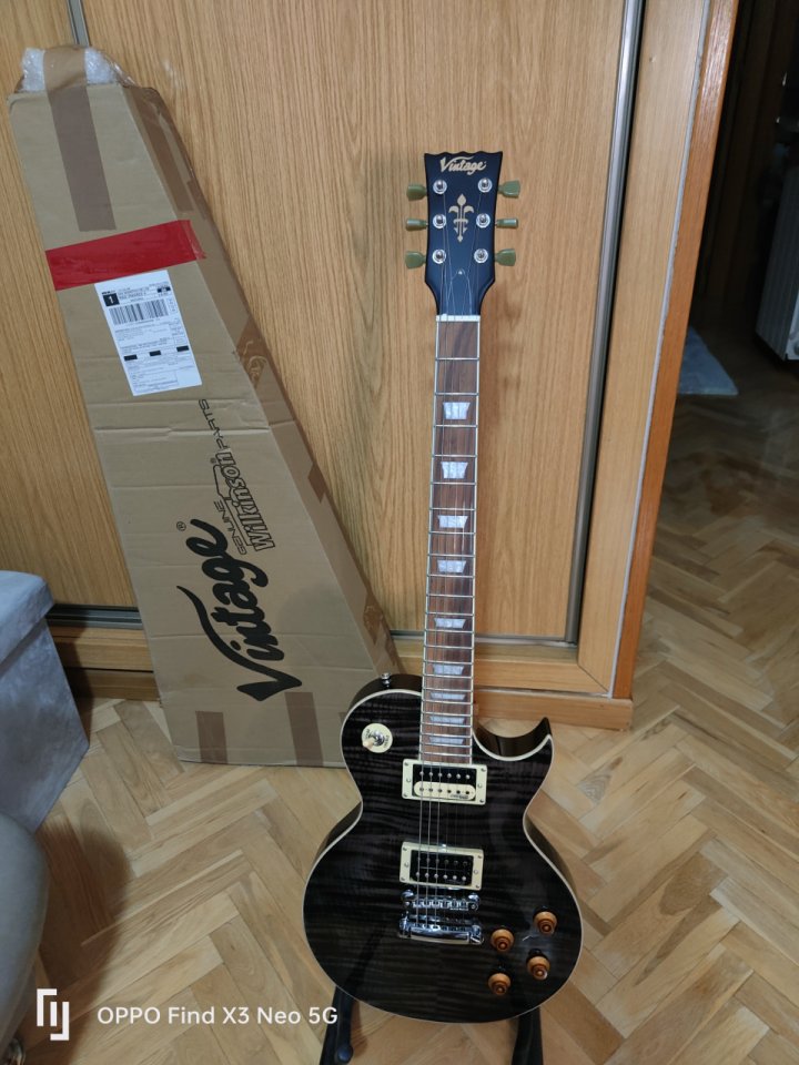 SOLO VENTA:Vintage V100TBK