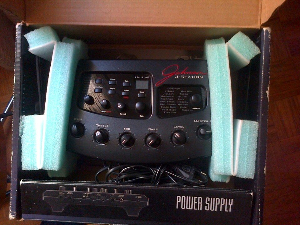 Previo multiefectos JOHNNSON J-STATION