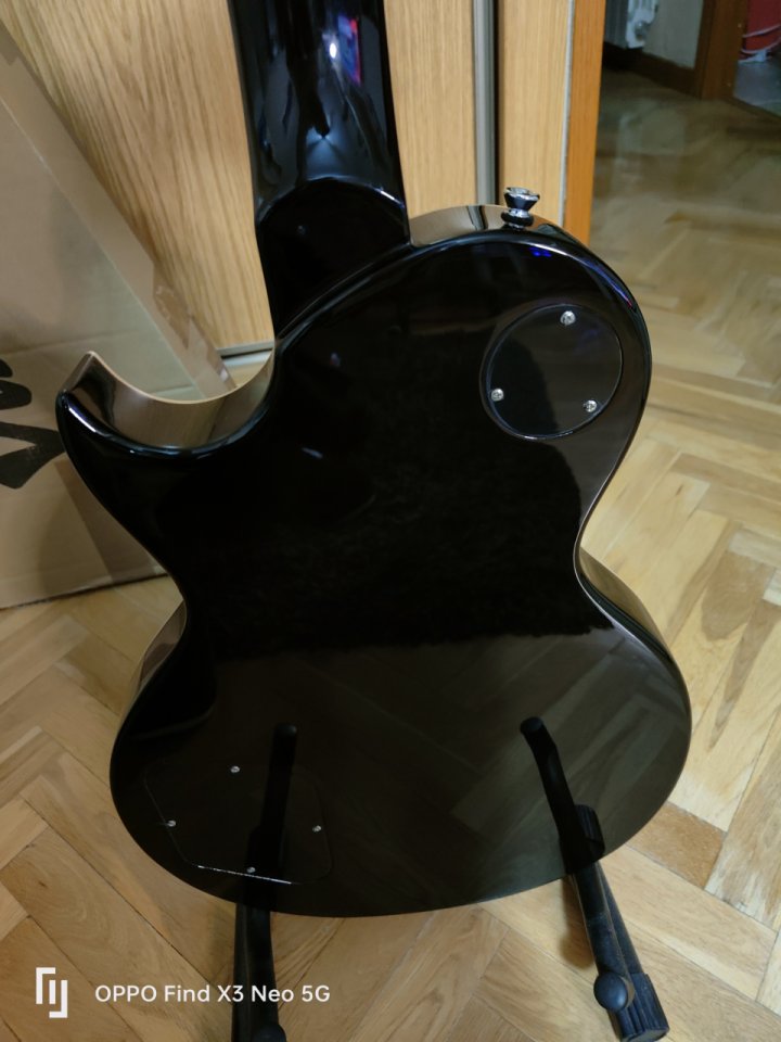 SOLO VENTA:Vintage V100TBK