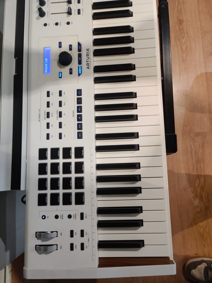 Teclado MIDI Arturia Keylab 88 MKII de segunda mano · Foto 4 de 6 · Madrid · 590 €