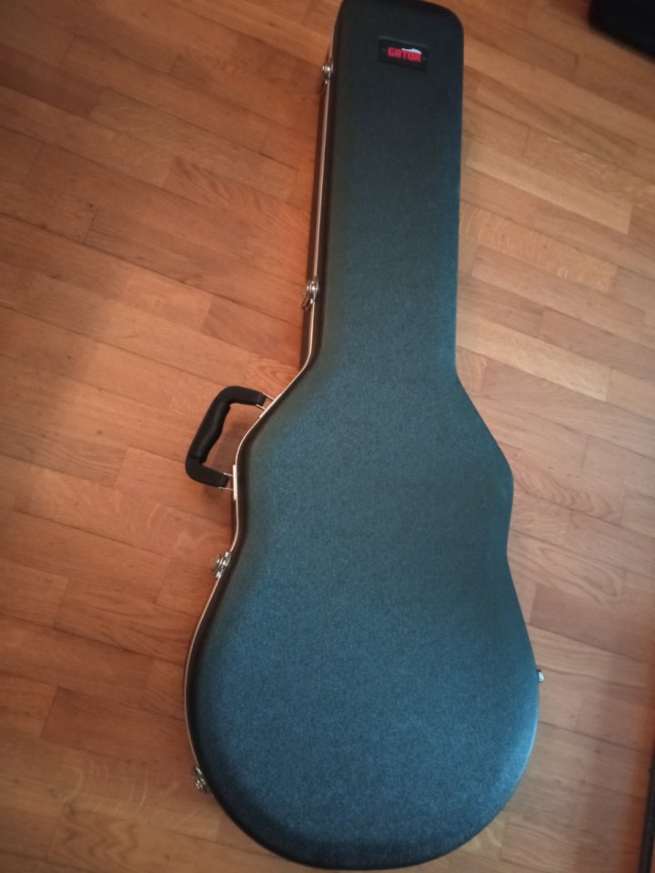 Estuche rígido Gator GC-LPS Guitar ABS Case de segunda mano · Foto 1 de 7 · Pontevedra · 50 €
